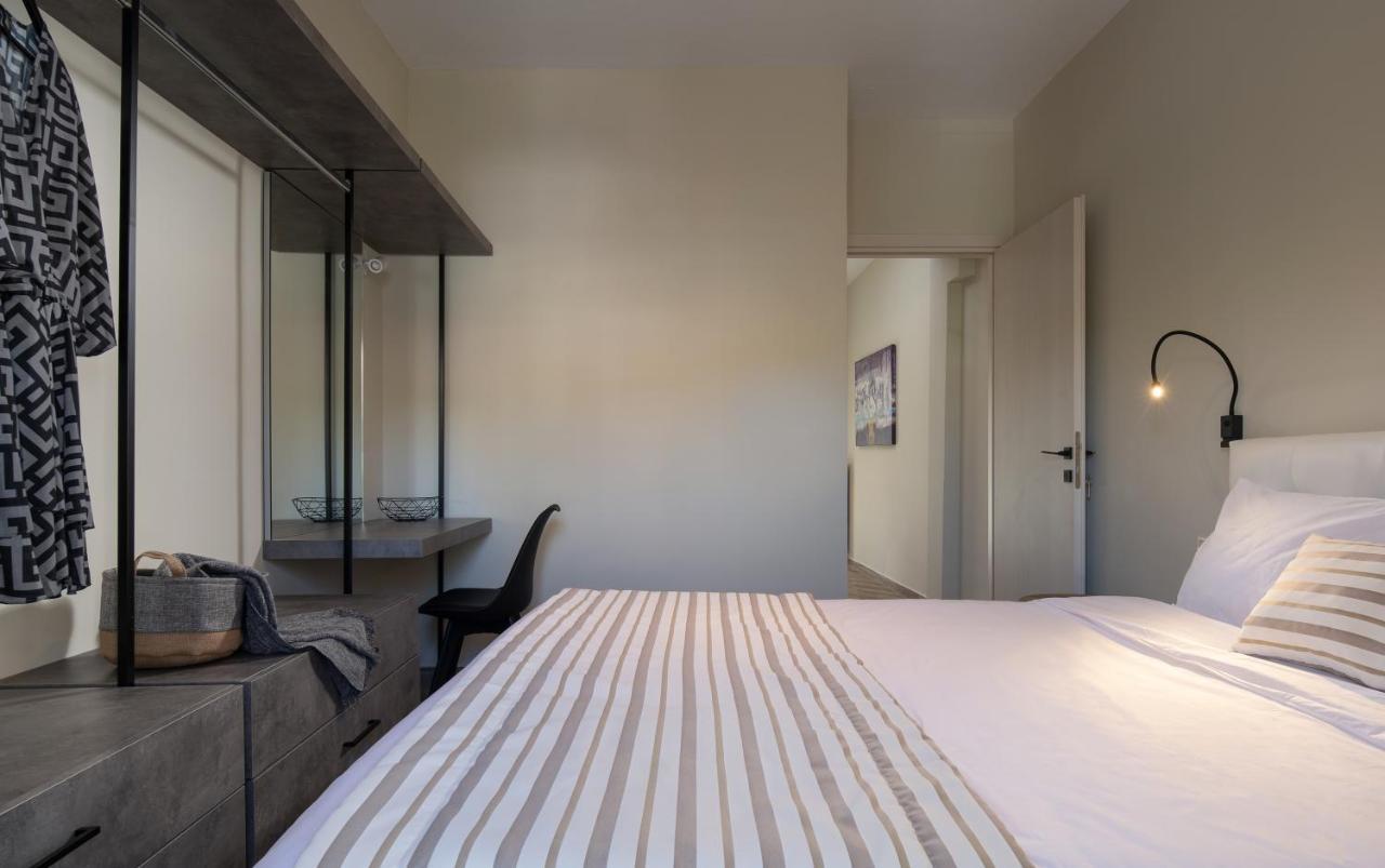 נאוס מרמרס Olenia Luxury Apartments 3 מראה חיצוני תמונה