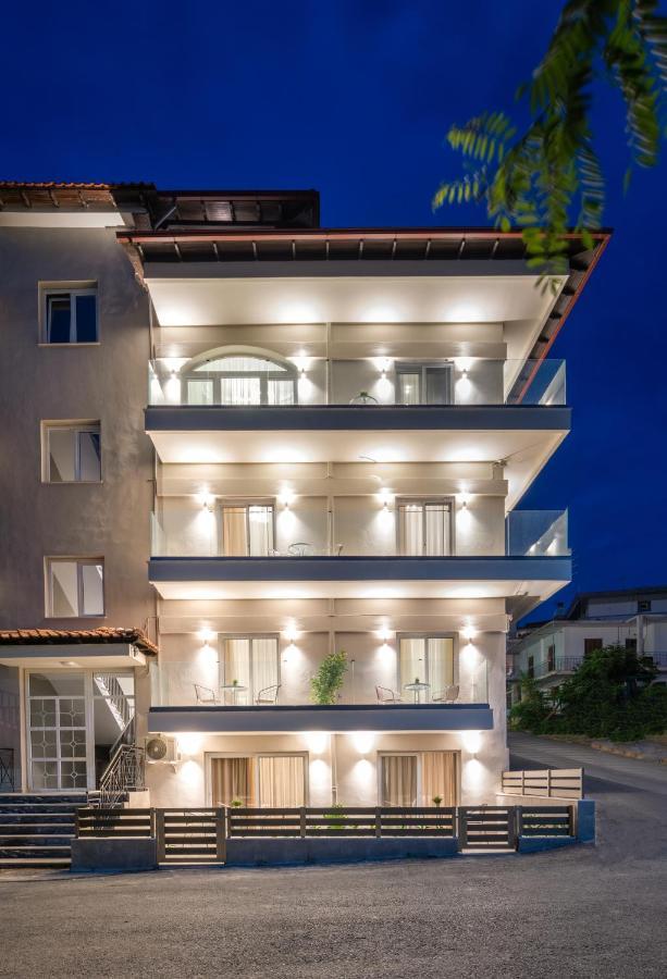 נאוס מרמרס Olenia Luxury Apartments 3 מראה חיצוני תמונה